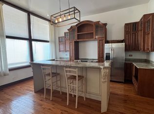 2425 N Clybourn Ave APT 1F, Chicago, IL 60614