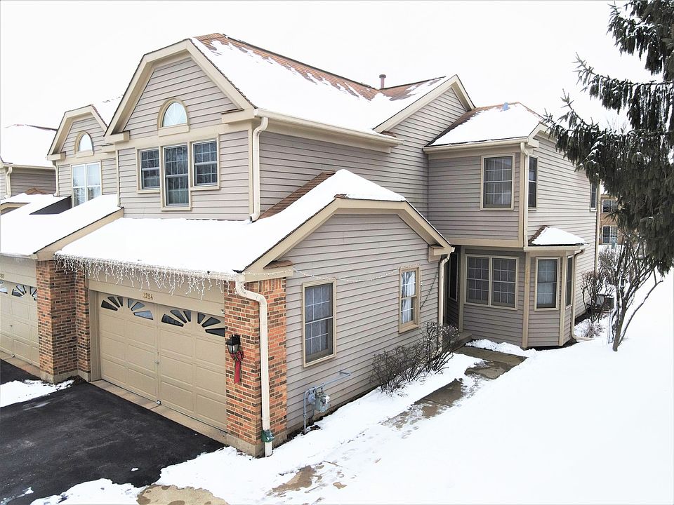 1st image of 3254 N Carriageway Dr