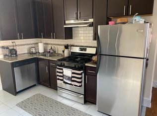 2900 N Clark St #1G, Chicago, IL 60657