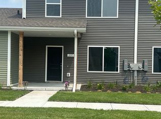 2135 N Aaron Way, Fremont, NE 68025