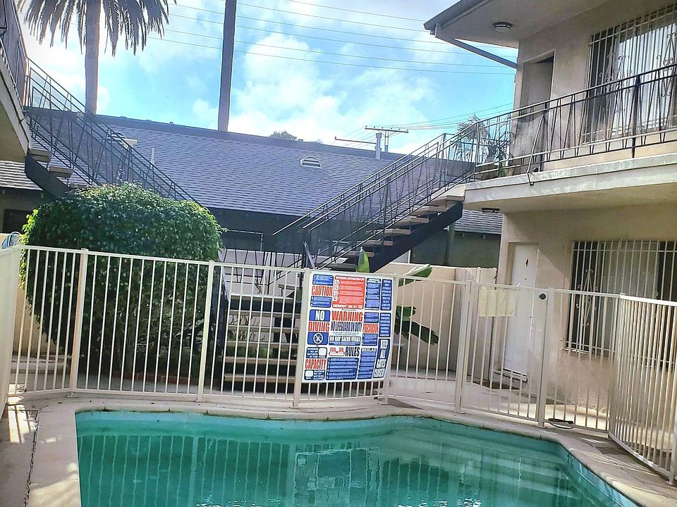 1st image of 1311 Venice Blvd #13