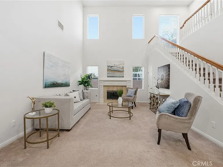 9 Preston — Photo 2