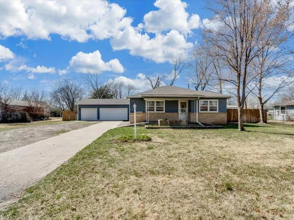 5445 N Saint Clair Ave, Wichita, KS 67204