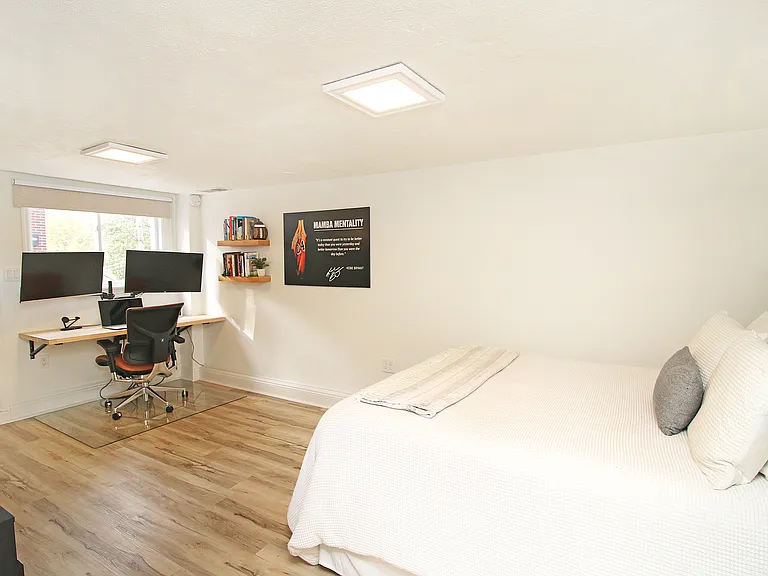 7416 Lansdowne Ave — Photo 19