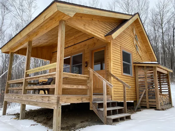 62 Thistle Lane, Newry, ME 04261