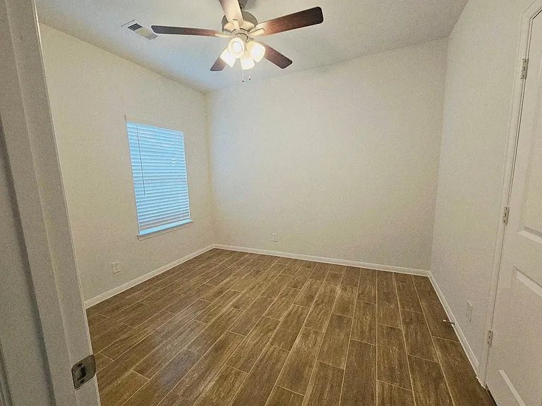 14206 Alpine Fir Dr — Photo 21