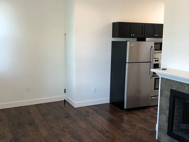 1100 & 1120 SE Sherman St — Photo 20