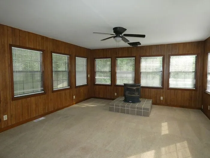 4701 NW Green Hills Rd — Photo 8