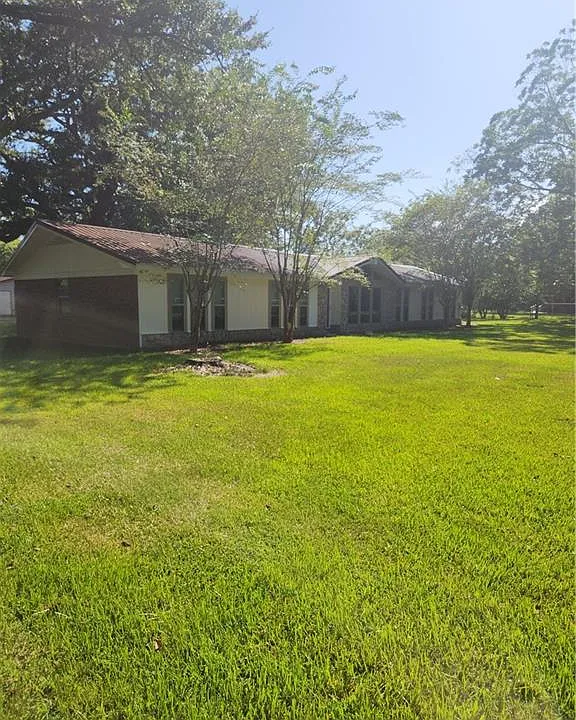 8575 Clement Poiroux Ln