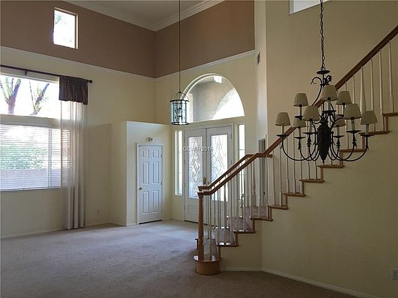 2nd image of 2544 Kinnard Ave #0