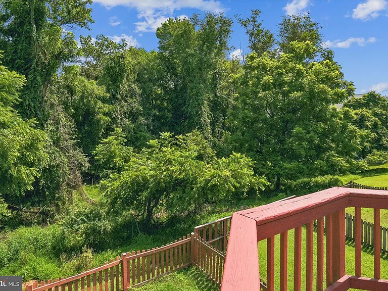 17 Ruddington Ct — Photo 51