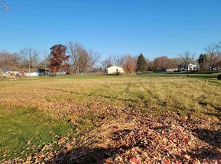 929 Caroline St, Janesville, WI