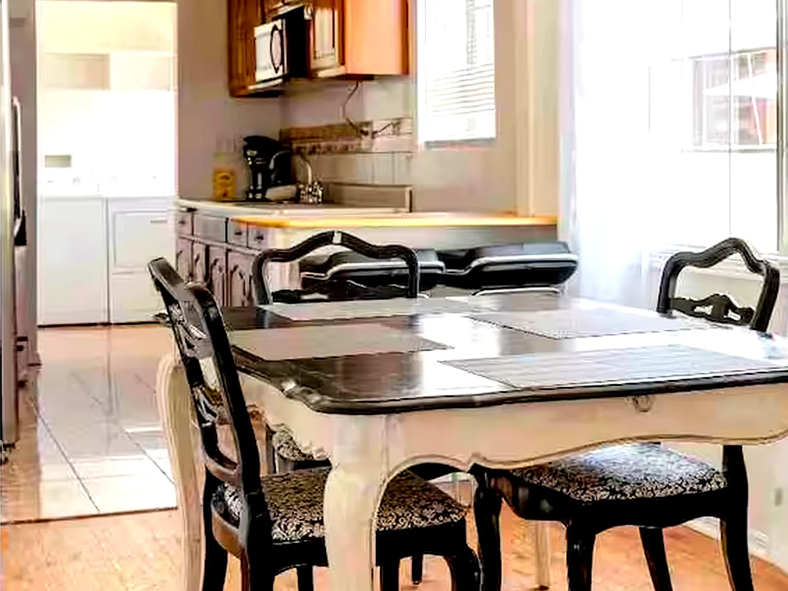 1 bed, $3,200 — Photo 4