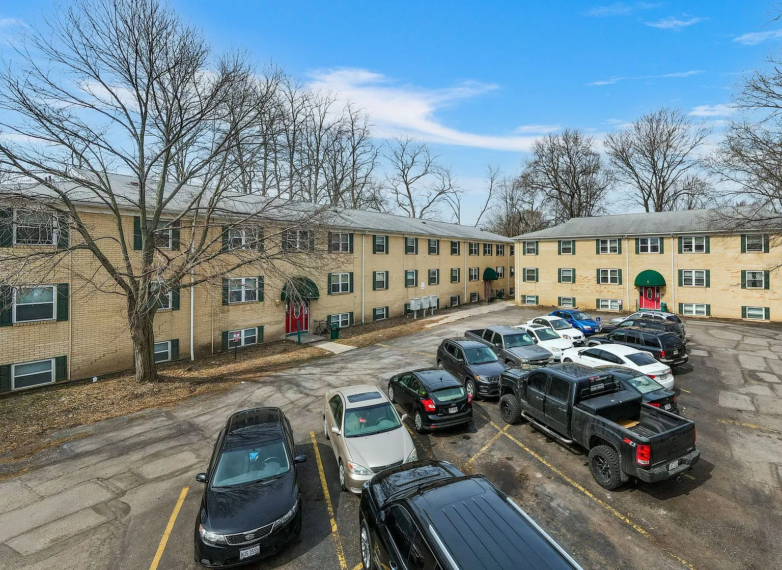 Grant Street Apartments — Photo 1