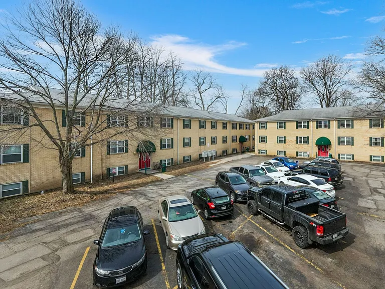 Grant Street Apartments — Photo 1