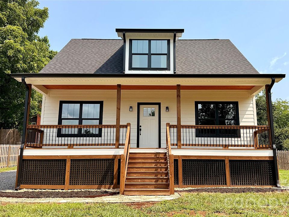 1st image of 8 Lily Crossing Ln