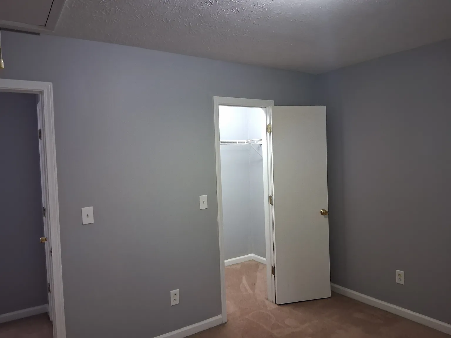 209 E. Wilson Street #28 - MSK Group - 1 — Photo 4