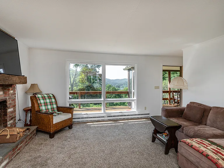 7 Swaller Hill Rd — Photo 9