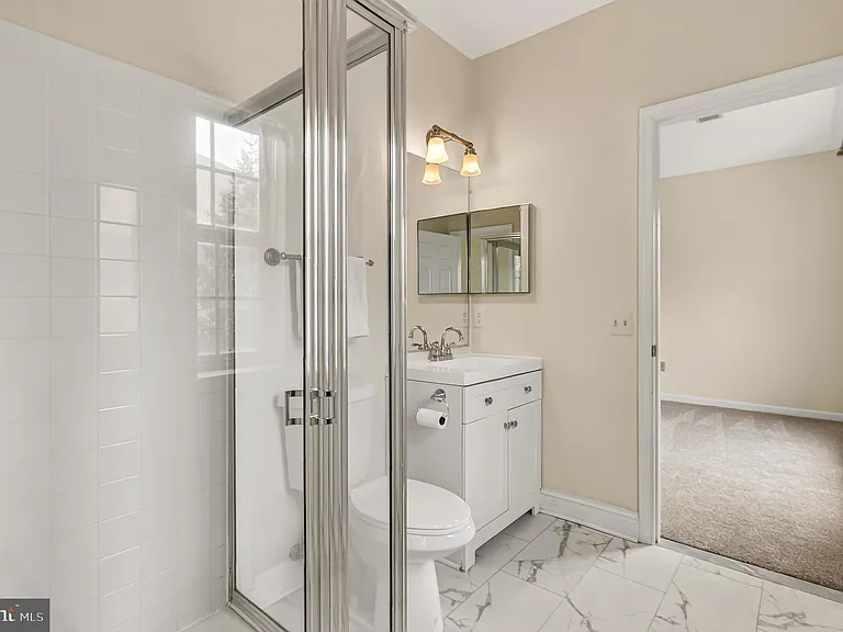 11314 Westbrook Mill Ln #302 — Photo 37