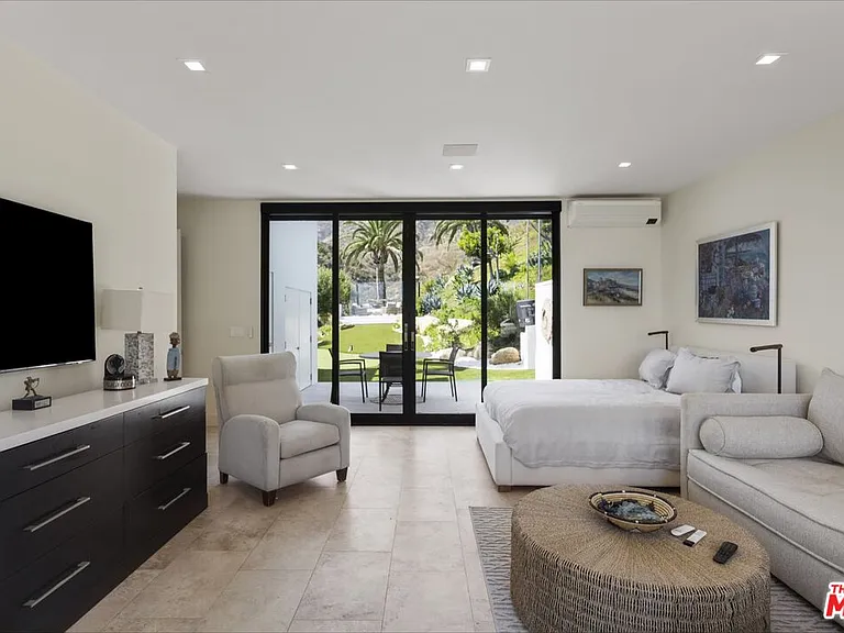 3851 Sweetwater Canyon Dr — Photo 16