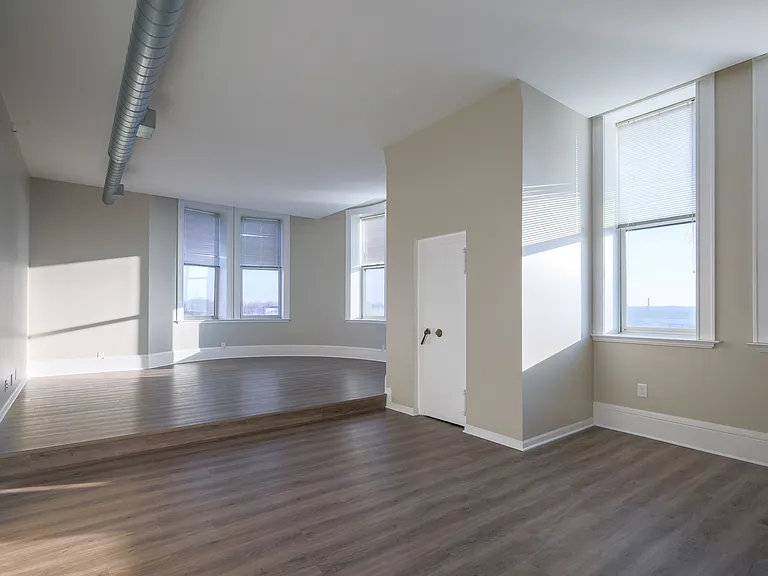 William Brown Lofts — Photo 34
