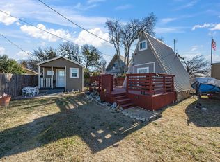 611 Elm Cir, Bridgeport, TX 76426