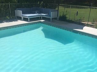 2828 Candelaria Rd NW, Albuquerque, NM 87107