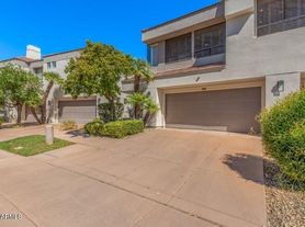 7222 E Gainey Ranch Rd, Scottsdale, AZ