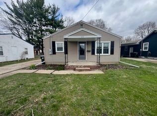 1212 E 15th St, Sterling, IL