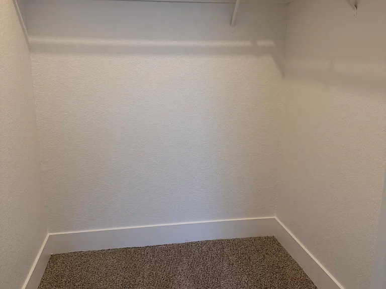 Woodbridge Place — Photo 18
