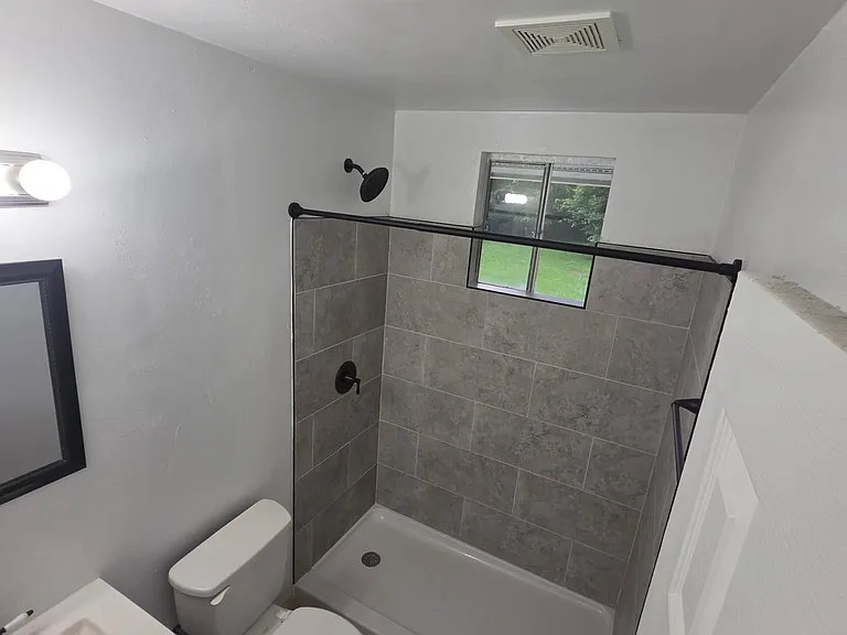 203 Larosa Rd — Photo 4