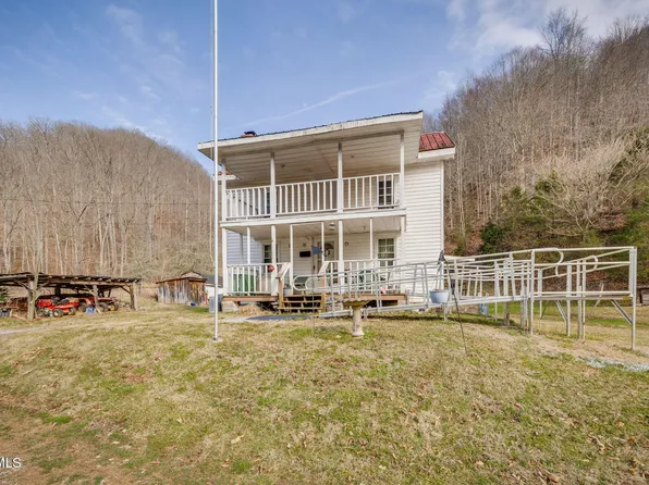 547 Wynding Way, Fort Blackmore, VA 24250