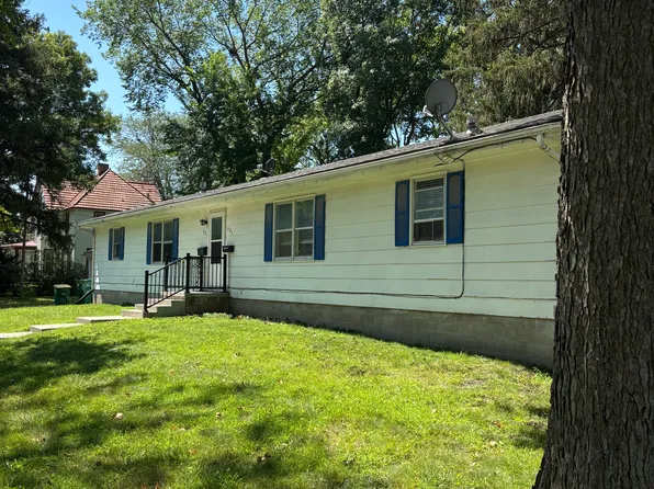 403 Hatton Ave, Dallas Center, IA 50063