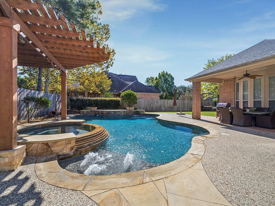 1st image of 6014 Shady Alcove Ct