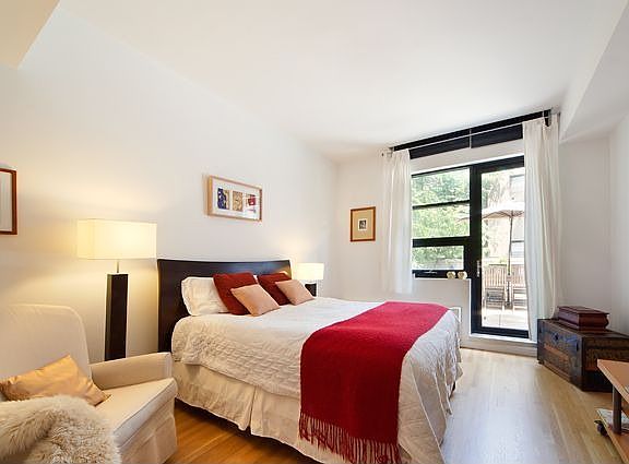 4th image of 317 W 13th St APT 1