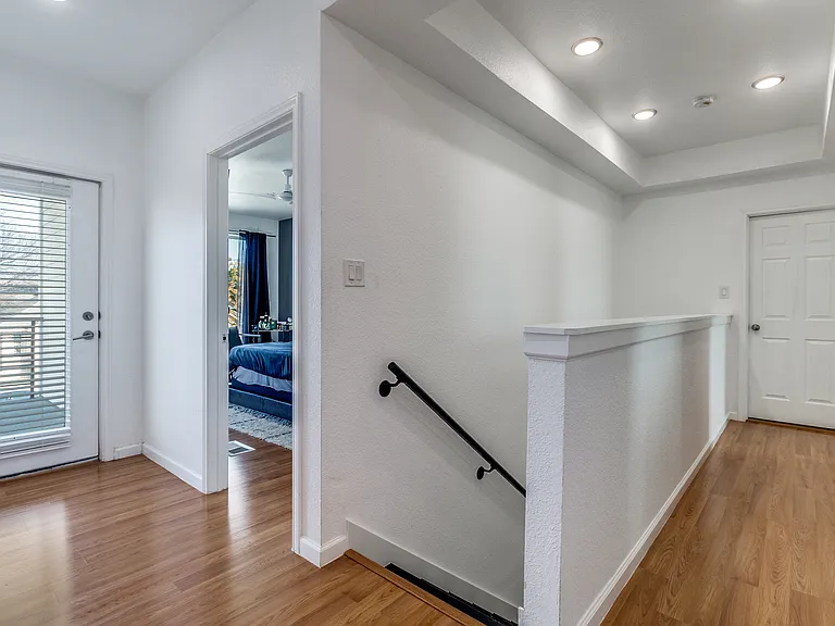 3121 Rutz St — Photo 13