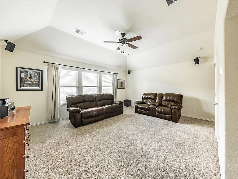 6003 Hedgepark Dr — Photo 37