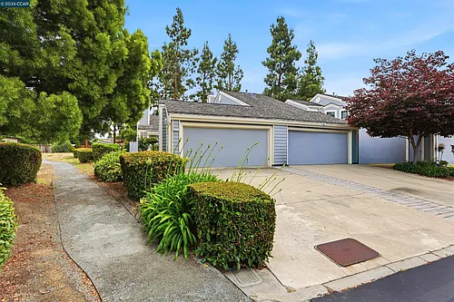 177 Northwood Cmns Photo 1