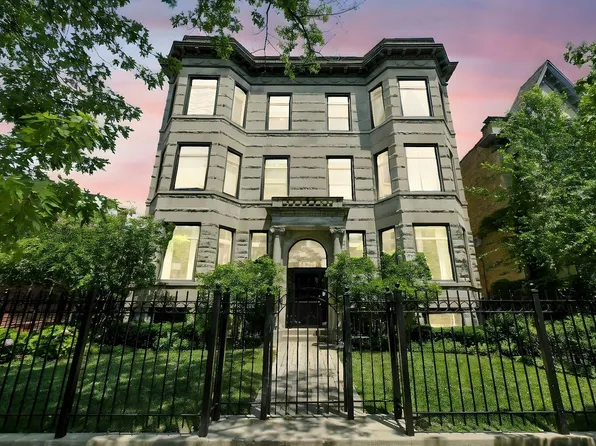 1420 W Belle Plaine Ave APT 3W, Chicago, IL 60613