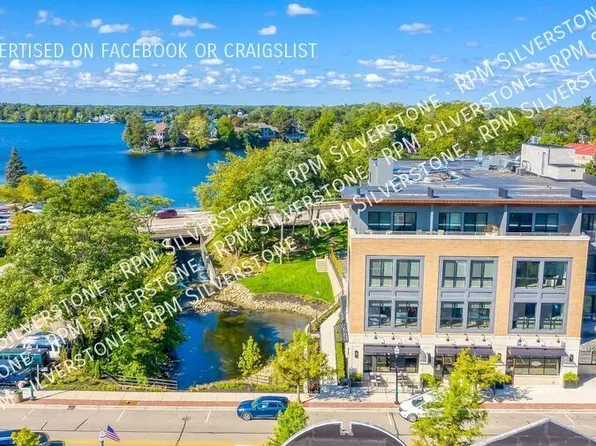 120 S Broadway St #204, Lake Orion, MI 48362