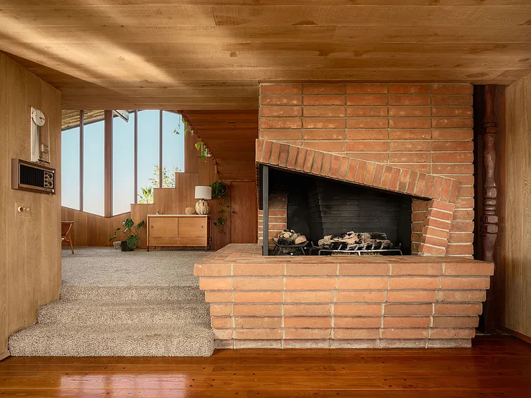 9450 Sunset Ave — Photo 8