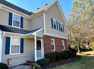 1008 Primrose Ln, Chesapeake, VA 23320