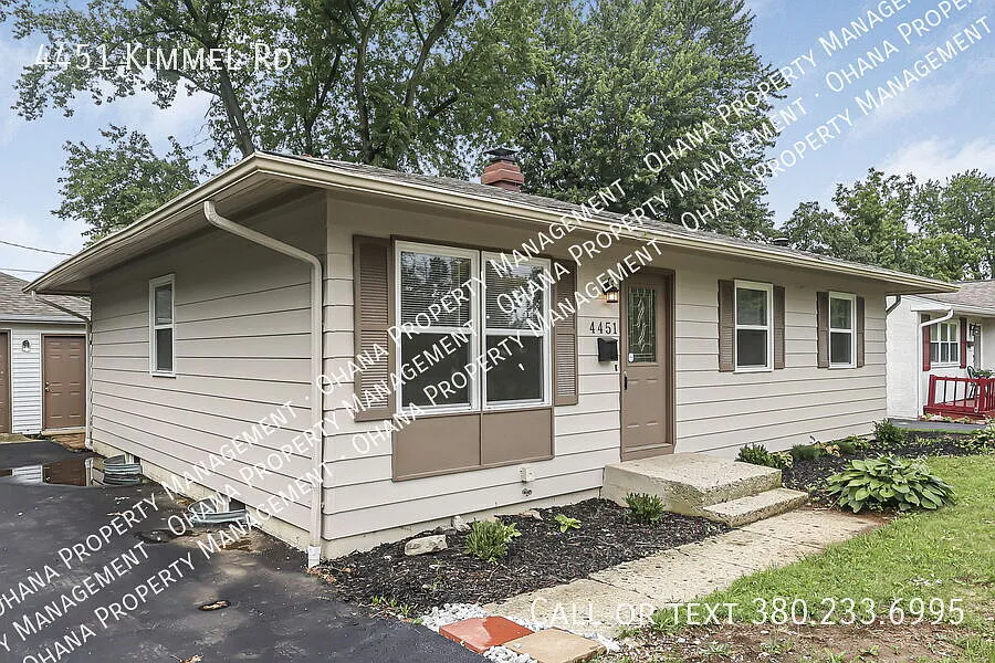 3 bed, 1.5 bath, 1073 sqft, $1,675 — Photo 3