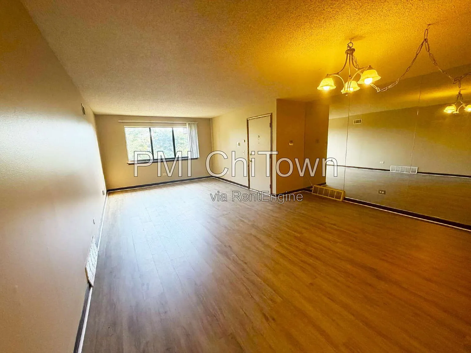 2 bed, 2.0 bath, 1100 sqft, $1,675 — Photo 4