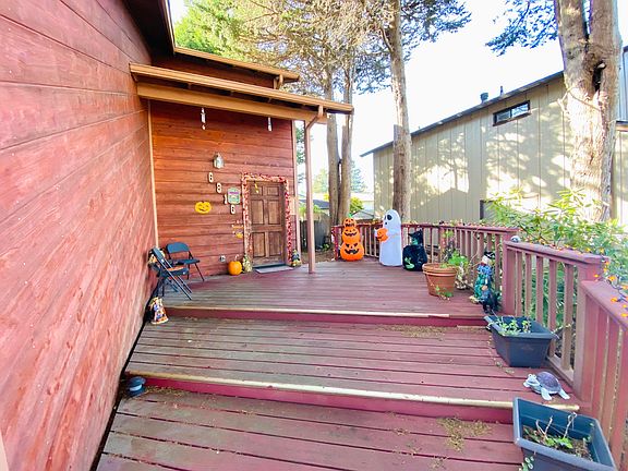 2nd image of 6816 London Dr