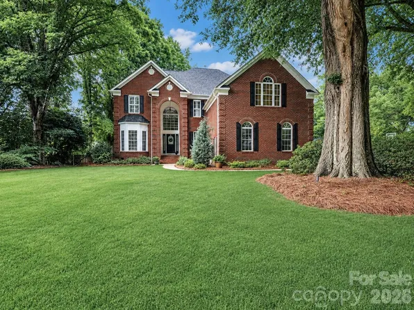 109 Longboat Rd, Mooresville, NC 28117
