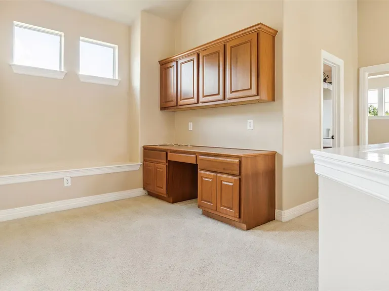 15528 Interlachen Dr — Photo 30