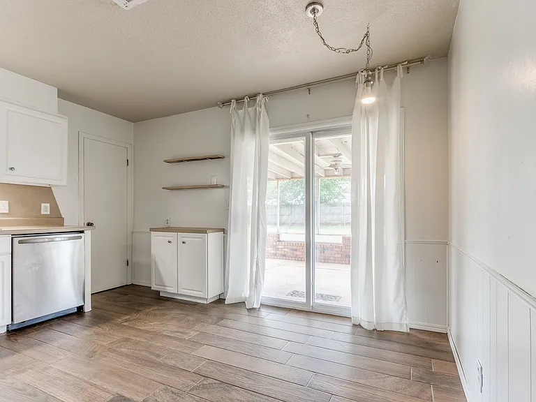 Breakfast Nook
