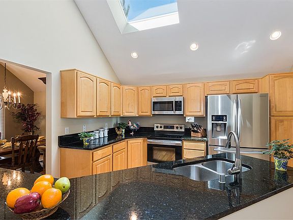 3rd image of 3009 37th St NW