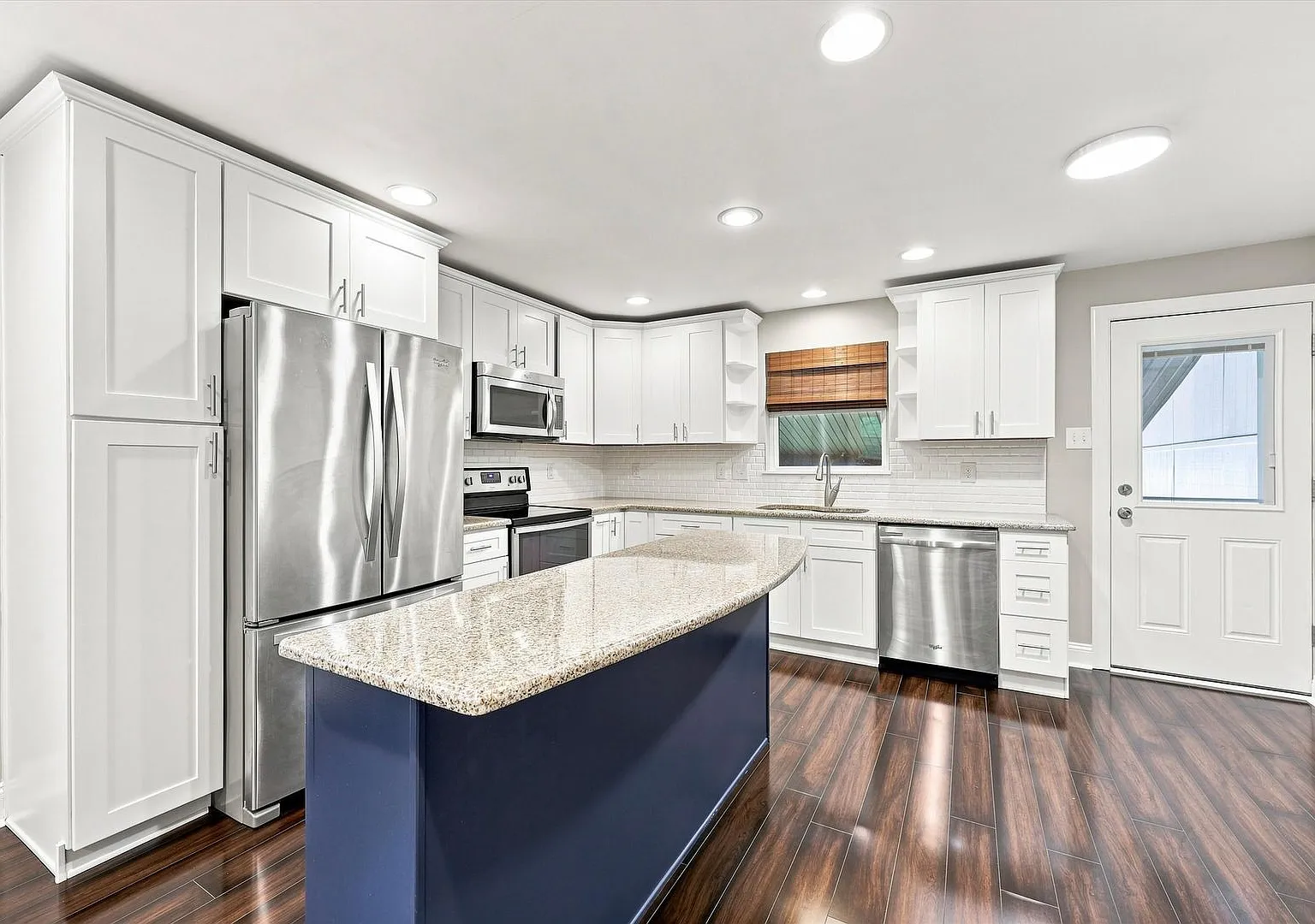 Renovated Conshohocken Home Park Views, Finished Basement & Backyard — Photo 3